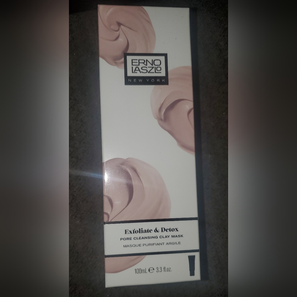 Exfoliate & Detox Pore Cleansing Clay Mask